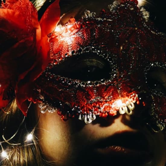 Ayllu NYE Masquerade Ball – Secure Your Spot for a Night of Mystery and Celebration! 🎭