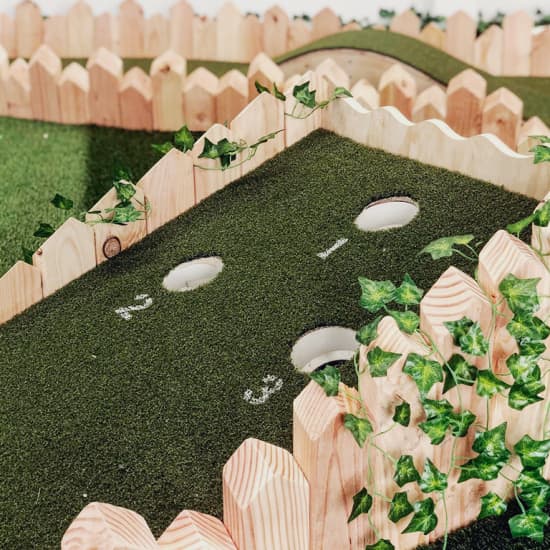 Hole19: Miniature Golf Bar