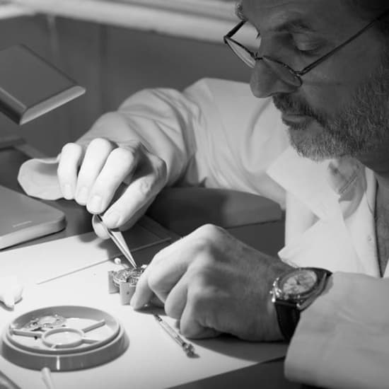 Cours d'horlogerie : ateliers de démontage et de remontage de mouvement de montres