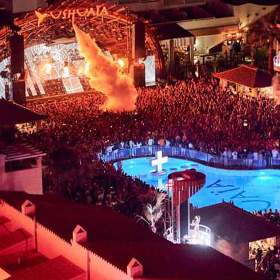 Viajazo a Ibiza en agosto: hotel en Playa D'En Bossa y 5 fiestas