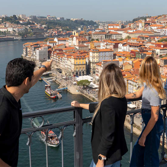 360o Porto: Tour a pé, passeio de helicóptero e cruzeiro no Douro