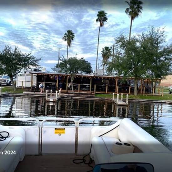 Pontoon Lake Tours 