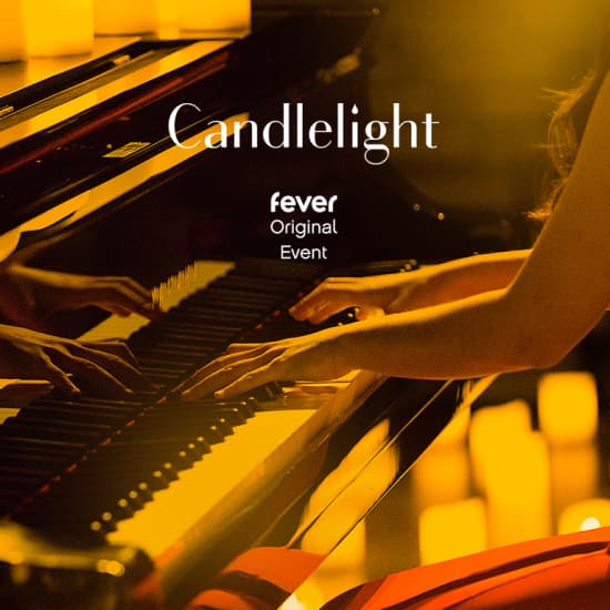 Candlelight: Romantische Klaviermusik mit Einaudi, Chopin, Brahms und mehr in der Musikhalle