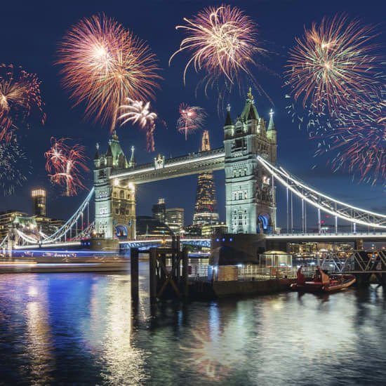 New Year’s Eve Dinner and Thames Cruise With Fireworks