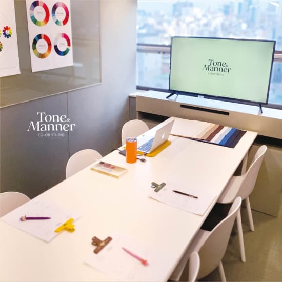 톤앤매너 퍼스널컬러: 나만의 컬러 찾기, 맞춤 이미지 컨설팅