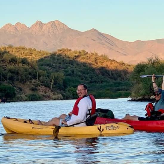 2.5 Hours Guided Kayaking and Paddle Boarding on Saguaro Lake