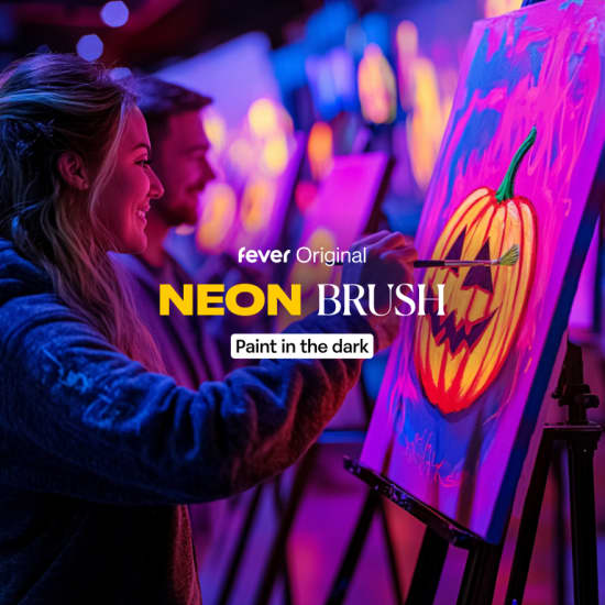 Neon Brush: Workshop de Beber e Pintar no Escuro