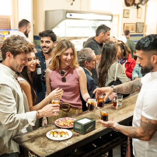 Tour Gastronómico por Málaga: Tapas, Vino y Azoteas – Tour Premium para Grupos Pequeños