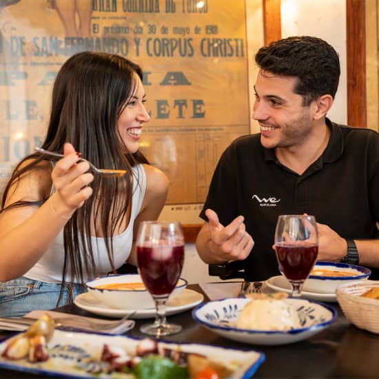 Tour Gastronómico por Málaga: Tapas, Vino y Azoteas – Tour Premium para Grupos Pequeños