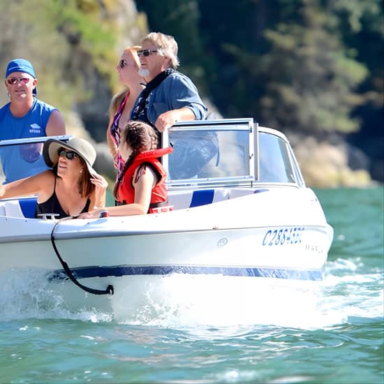 2 Hour Chartered Boat Tour from Deep Cove North Vancouver