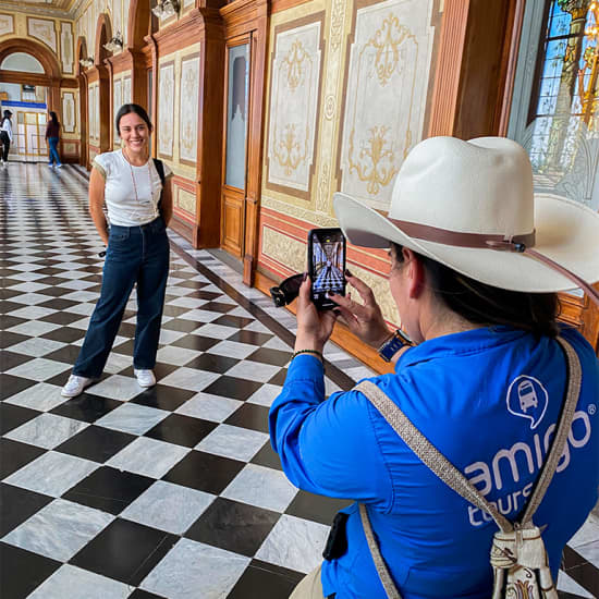 Chapultepec y Museo de Antropología: Historia y Cultura en un Tour Guiado