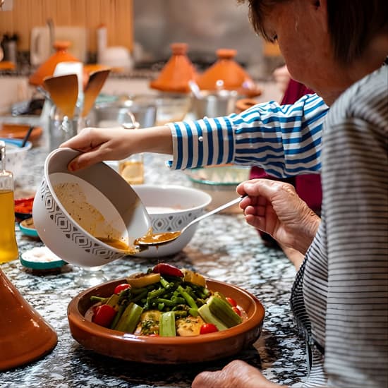 Cours de cuisine marocaine avec visite du marché et repas 