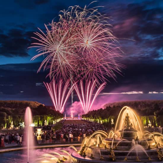 Les Grandes Eaux Nocturnes : Parcours déambulatoire dans les jardins de Versailles