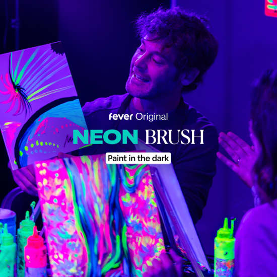 Neon Brush : atelier peinture & apéro dans le noir