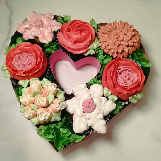 ﻿Floral cupcakes course by La Pastelera Rosa