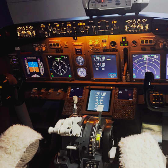 ¡Simulación de vuelo en un Boeing 737-NG!