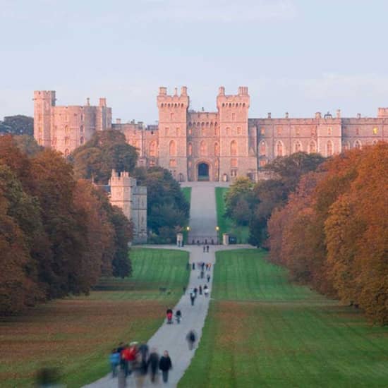 ﻿Castillo de Windsor, Stonehenge & Bath: Excursión de un día desde Londres