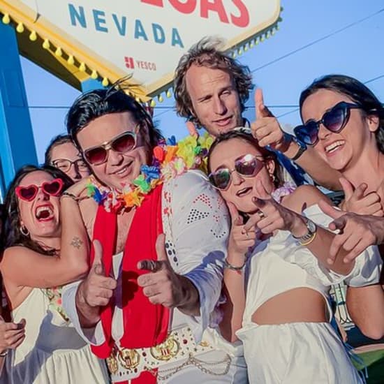 ﻿Cásate con Elvis en Las Vegas Cartel con fotos lncluido