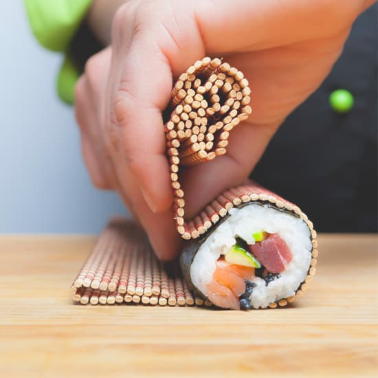 Hand-Rolled Sushi Cooking Class