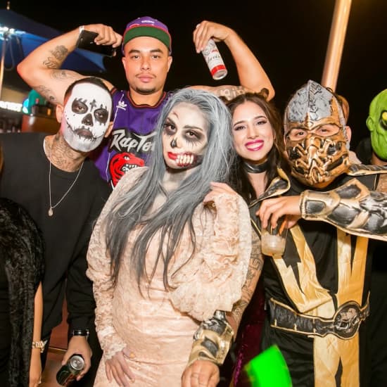 ﻿Fiesta del Día de Halloween en la Azotea