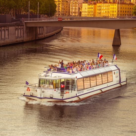 Affiche Croisière touristique guidée sur la Saône par Les Bateaux Lyonnais