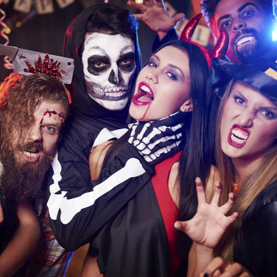 ﻿Hora Feliz de la Fiesta de Halloween del Decano en Times Square, NYC