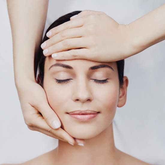 Massagem de aromaterapia & Tratamento facial