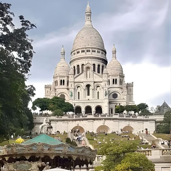 Visite guidée à pied d'une demi-journée des principaux sites touristiques de Paris + dégustation de vin