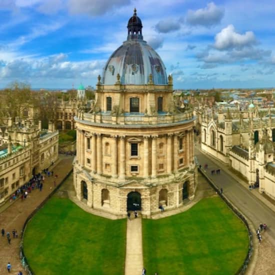 Oxford Audio Tour: Behind the Gown — event image