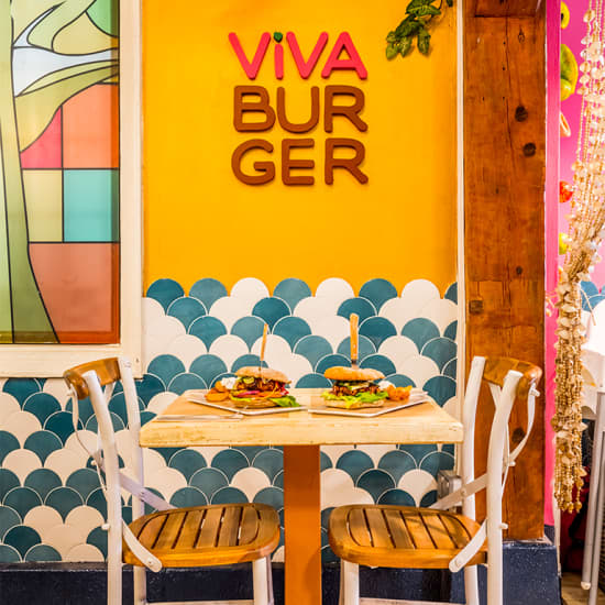 Cena vegana para 2 por San Valentín en Viva Burger