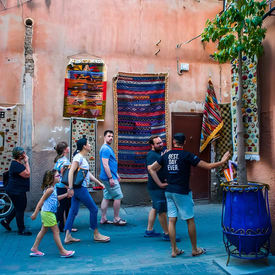 Explore la médina de Marrakech : Visite privée incluant la visite du palais de Bahia