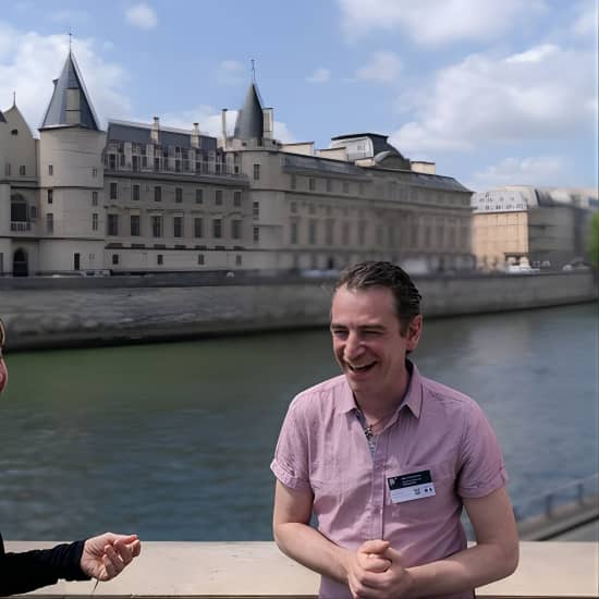 Visite guidée à pied des quartiers emblématiques de Paris