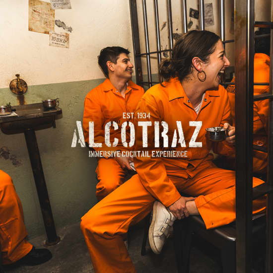 Alcotraz, le premier bar à cocktails immersif au monde sur le thème de la prison