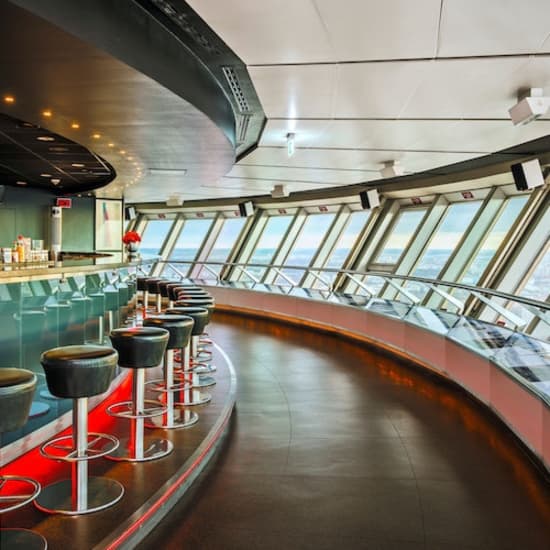 ﻿Berlin television tower: Skip-the-line entry + breakfast in the restaurant