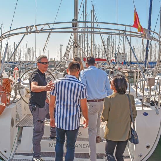 Aventura en Velero desde Barcelona a los viñedos, tour por la bodega y cata de vinos