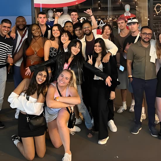 Paris: City Center Guided Pub Crawl With Shots & Club Entry