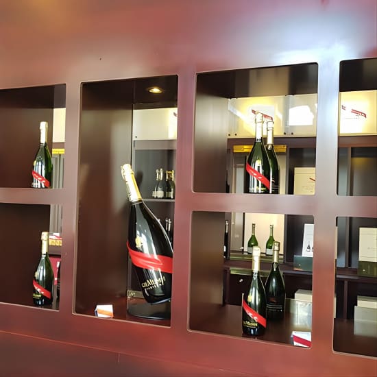 Exclusive Champagne tour from Paris including 3 house visits - Foto del evento