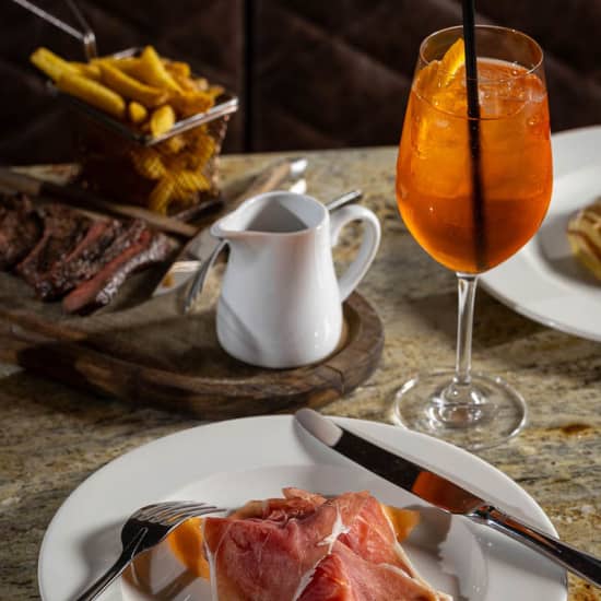 Bottomless Food & Drinks Brunch