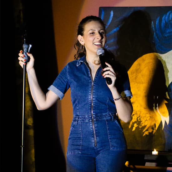 Le Loup Comedy République : Un show de stand-up hilarant !