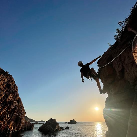 Vía Ferrata en Cala del Molí con reportaje fotográfico