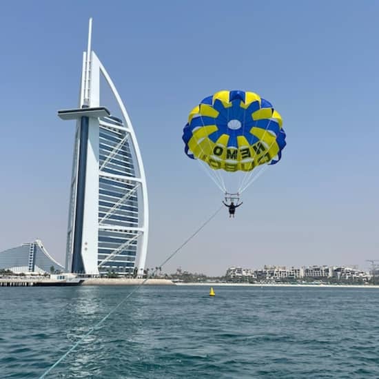 Dubai Parasailing: Experience with Burj Al Arab Sights