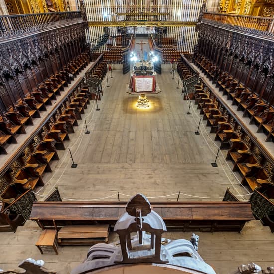 El coro y la música en el centro de la Catedral