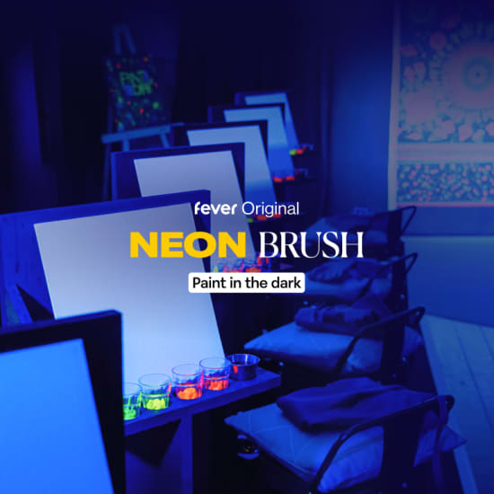 Neon Brush: taller de pintura en la oscuridad