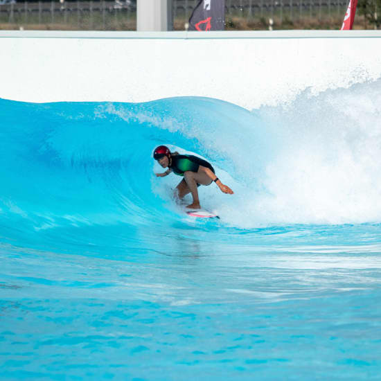 Surfers Cove: Surf & Stay