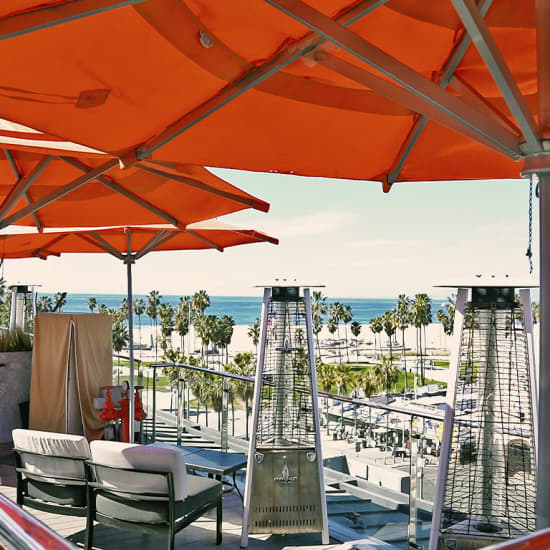 Private Rooftop Igloo in Venice Beach with Champagne