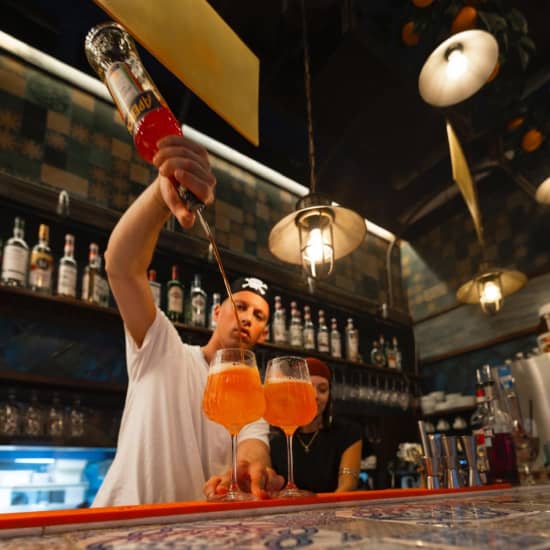 Terrazza Aperol Revival: Aperitivo con Buffet Libre y Spritz Aperol!