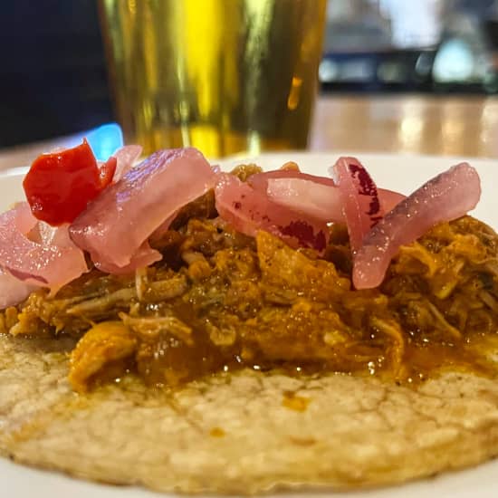 Menús de tacos en Taquería Los Carnales