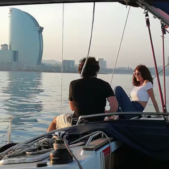 Experiencia Privada en Velero de Lujo en Barcelona – 2 Horas