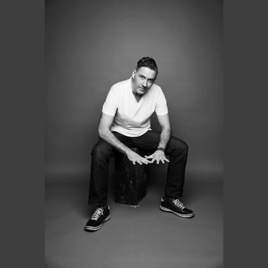 Robin Phillips Sings & Plays: Tony Bennett