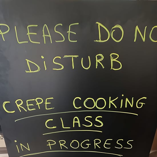 Amazing Sweet Crêpe Cooking Class Paris